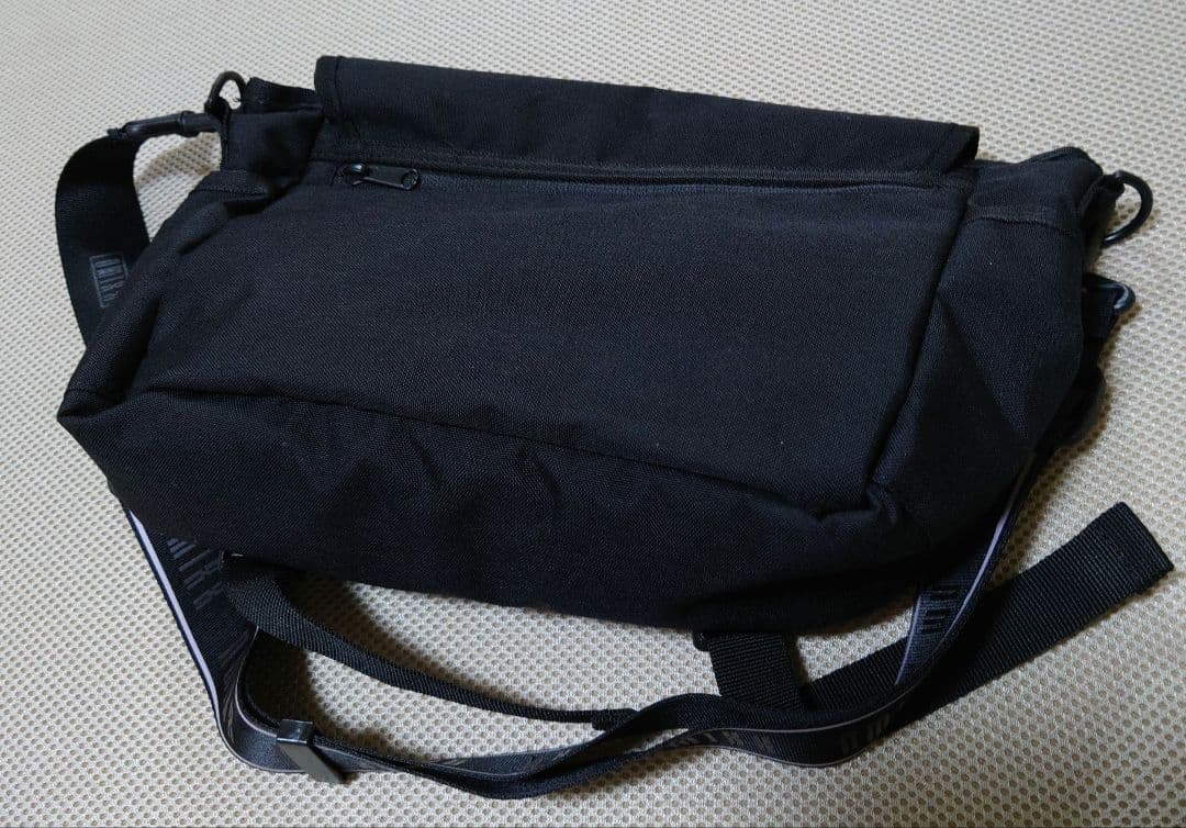 【希少】nmixx 公式 1th Merch カバン ショルダー bag 未使用