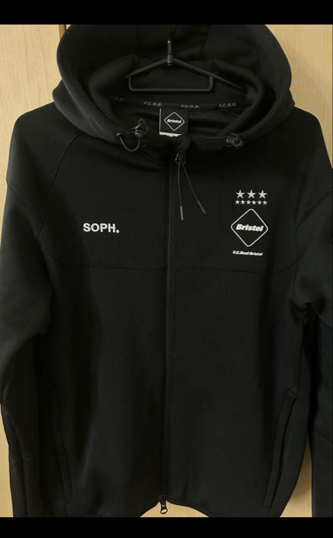 F.C.R.B ブリストル　セットアップ　サイズＳ