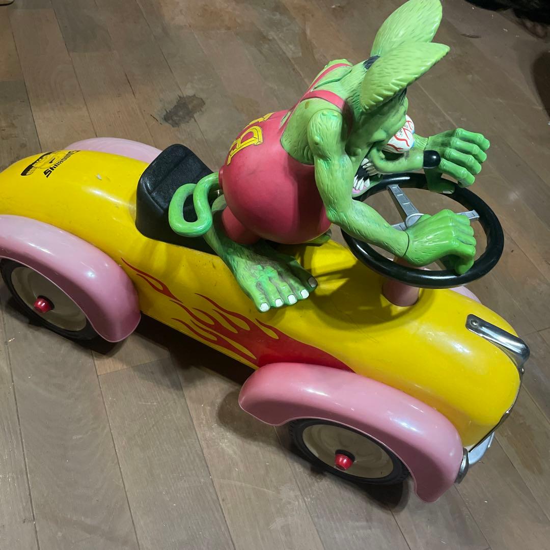 ラットフィンクとファイャーマッスルカー