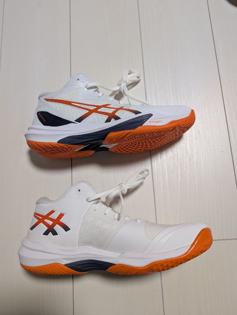 アシックス　バレーボールシューズ スカイ　エリート