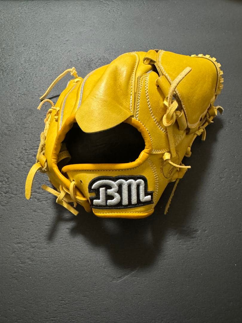 軟式投手用グローブ　ベースマン　刺繍なし　オーダーグラブ