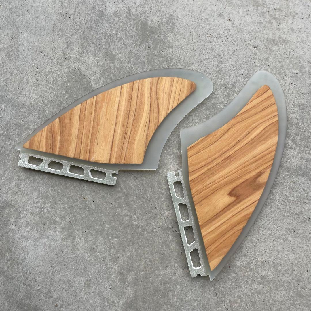 キールフィン　サーフィン　フューチャー　Futures フィッシュ　ツイン