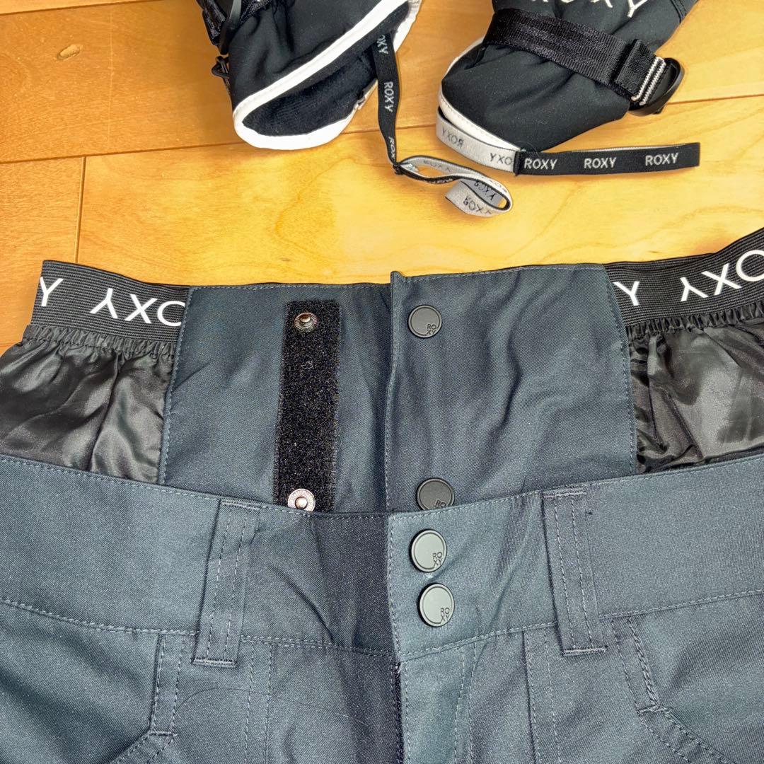 ROXY スノーボードウェアセット 女性用　手袋とニット帽付き
