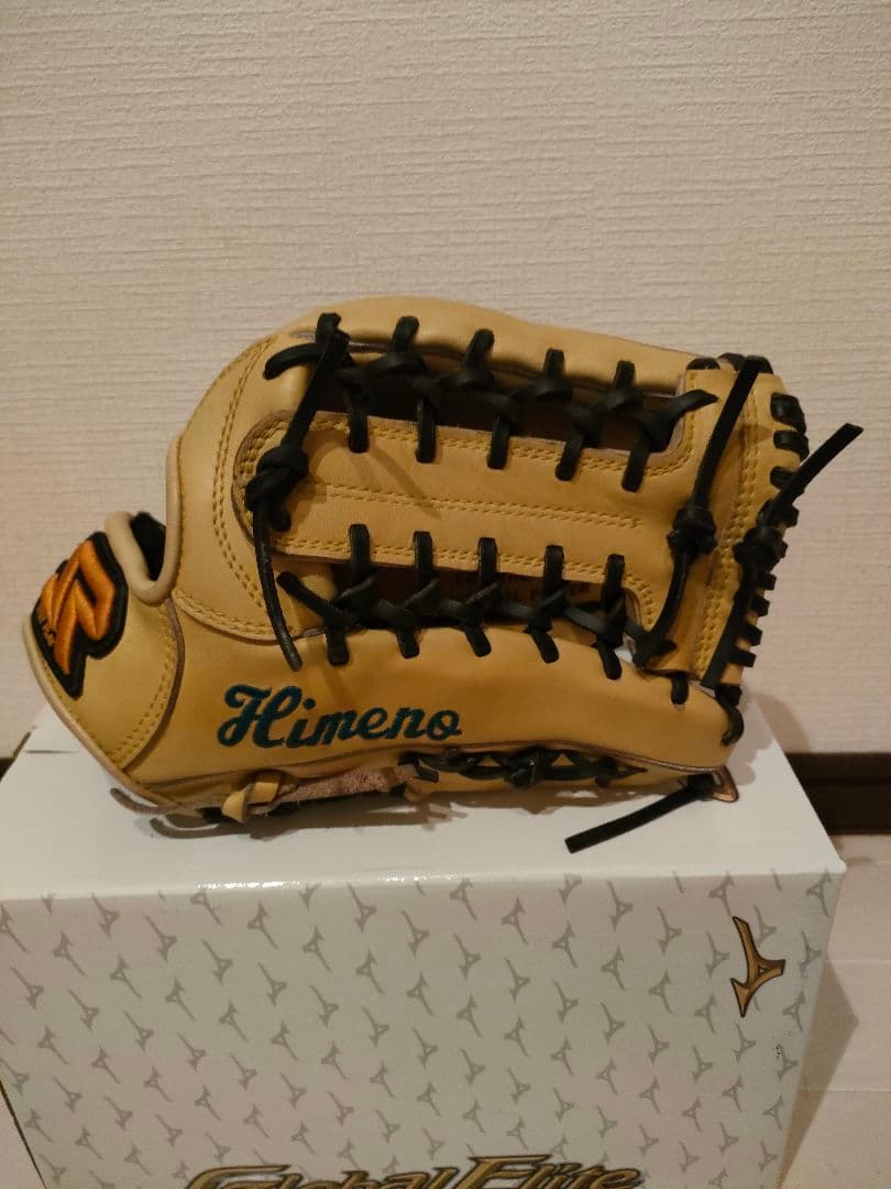 プロ実使用　硬式用グローブ