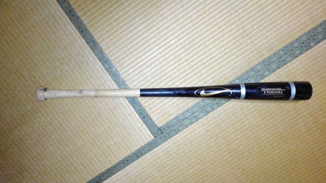 プロ野球 バット 福浦選手　千葉ロッテ