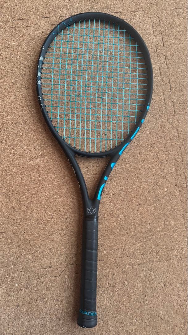 【美品】DIADEM NOVA V5 プラス グリップ2