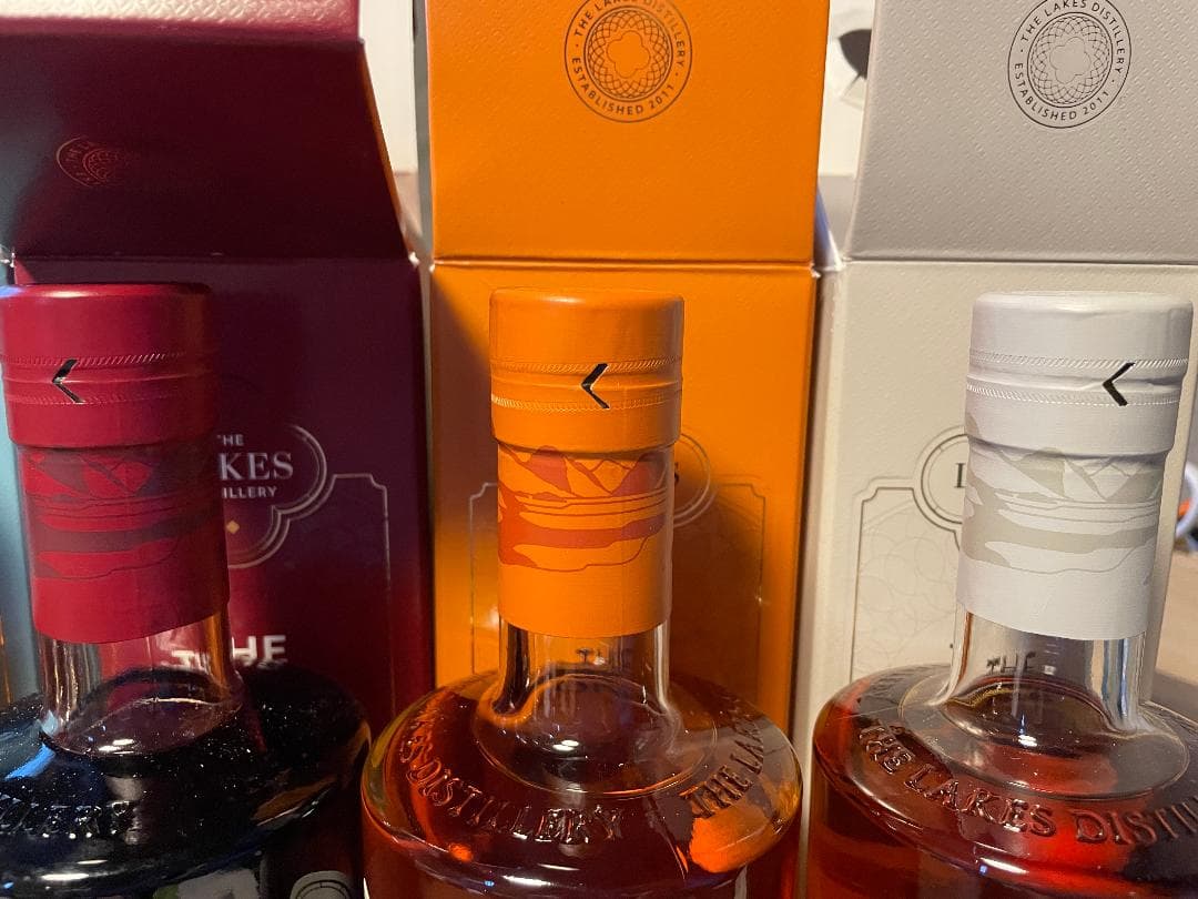 10月末まで特価 レイクス　THE ONE ウイスキー5本＆スチールボネット