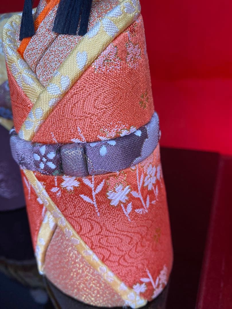 真多呂作　東京久月監製　木目込み人形　光栄立雛ガラスケース入