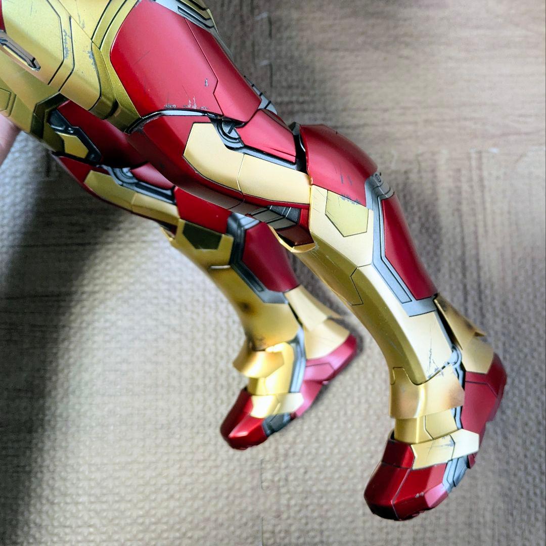ホットトイズ 1/4 QS008 アイアンマン マーク42 　スタンド欠品