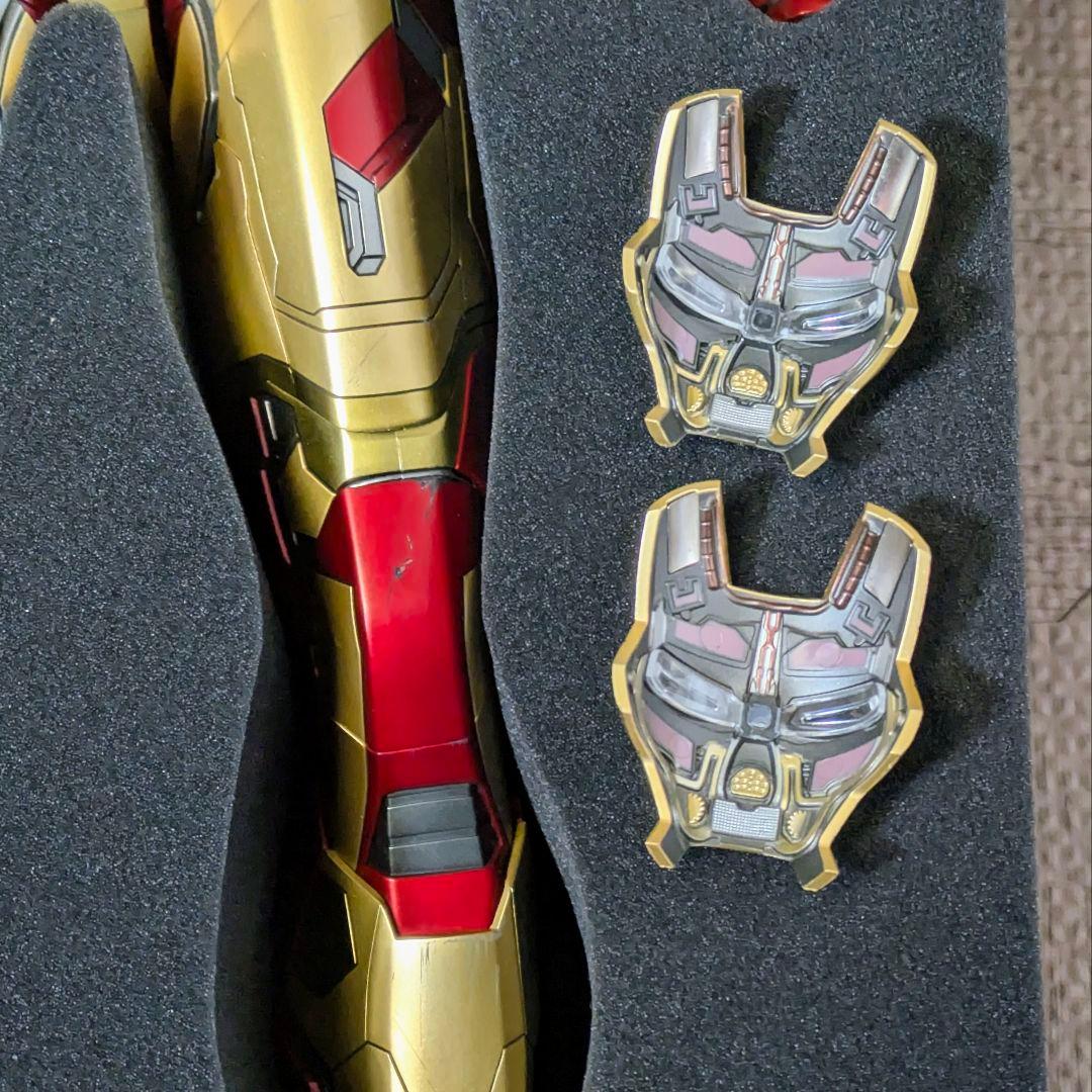 ホットトイズ 1/4 QS008 アイアンマン マーク42 　スタンド欠品