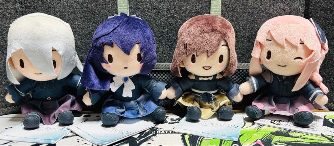 【25時、ナイトコードで。 4+4種セット】 東雲絵名 宵崎奏 まふゆ 暁山瑞希