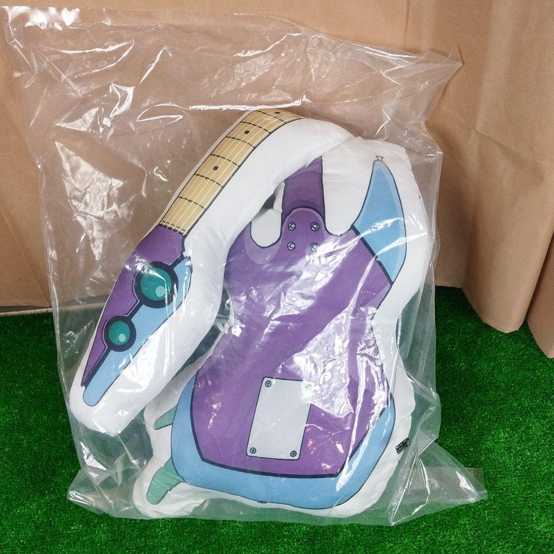 希少！　マクロス7 バサラエクスプロージョン　バサラのギター型クッション