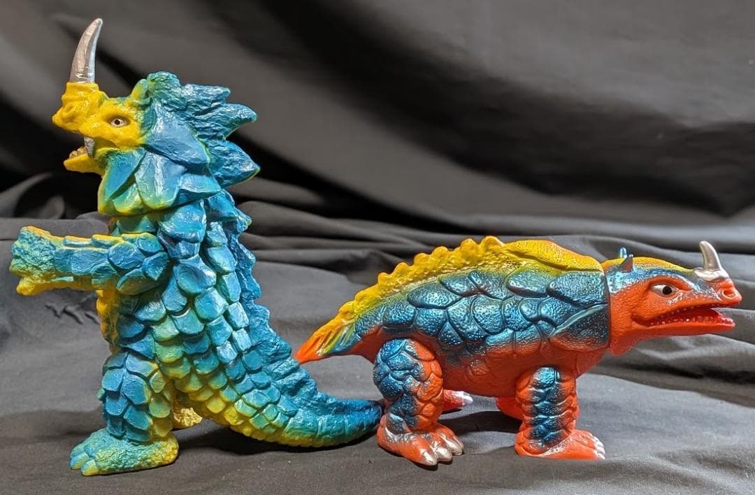 シーゴラス＆シーモンス「帰ってきたウルトラマン」登場（ブルマァク復刻）２体セット