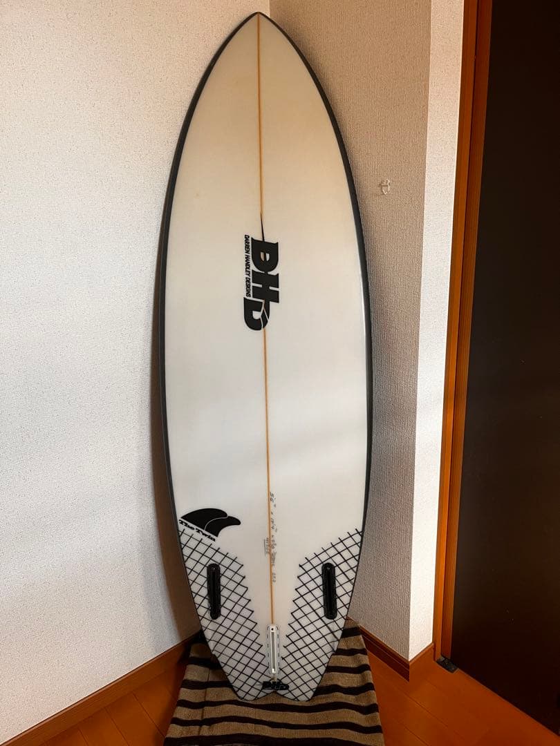 DHD TWINFIN 5’6 27.5L ツインフィン