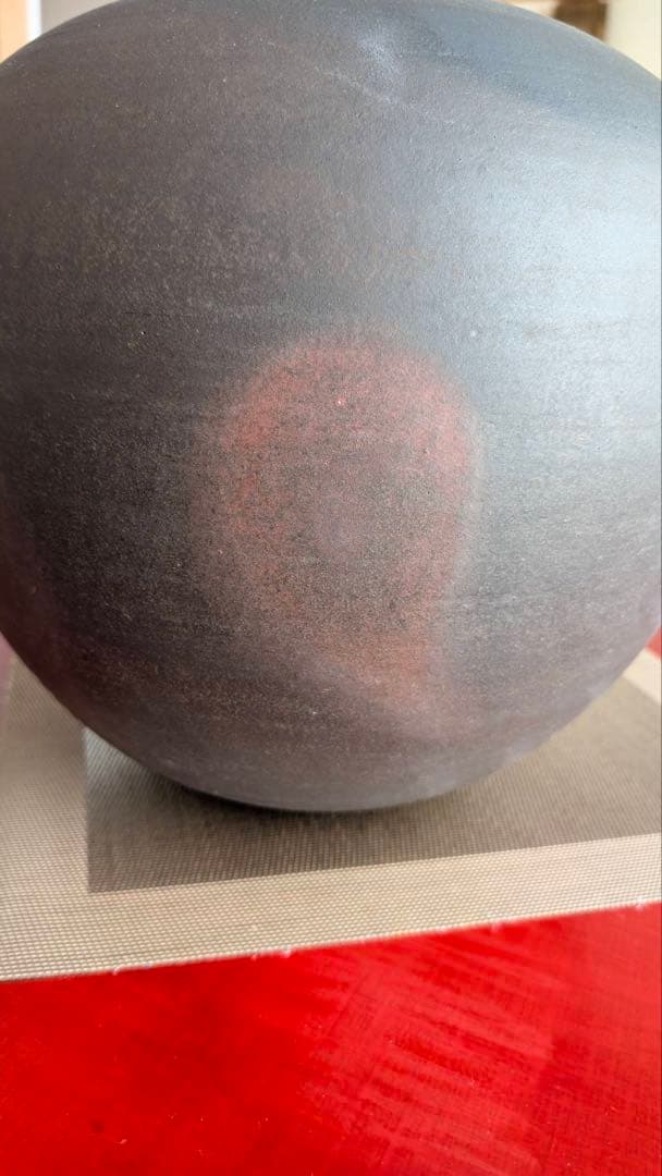 陶芸　希少　丸形 花瓶 作家サイン入り