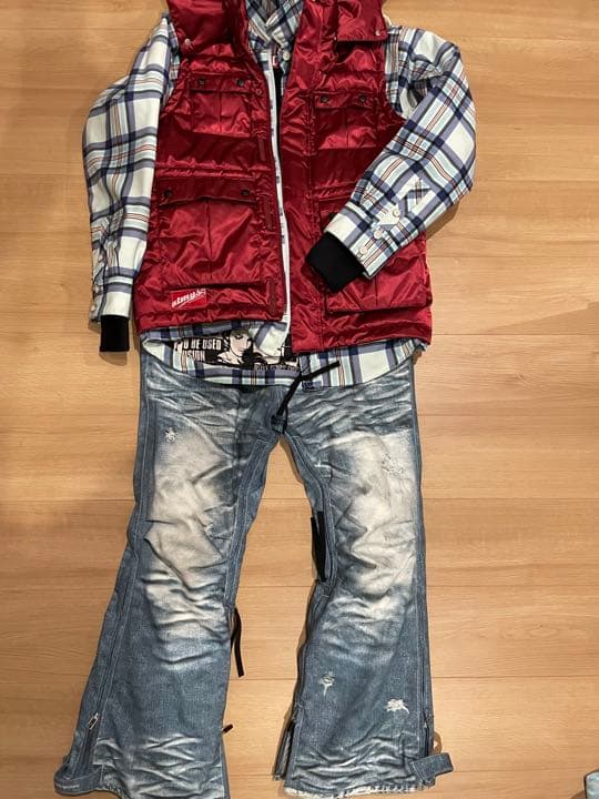 atmysスノボウェア　スノーボード　スノボウェア