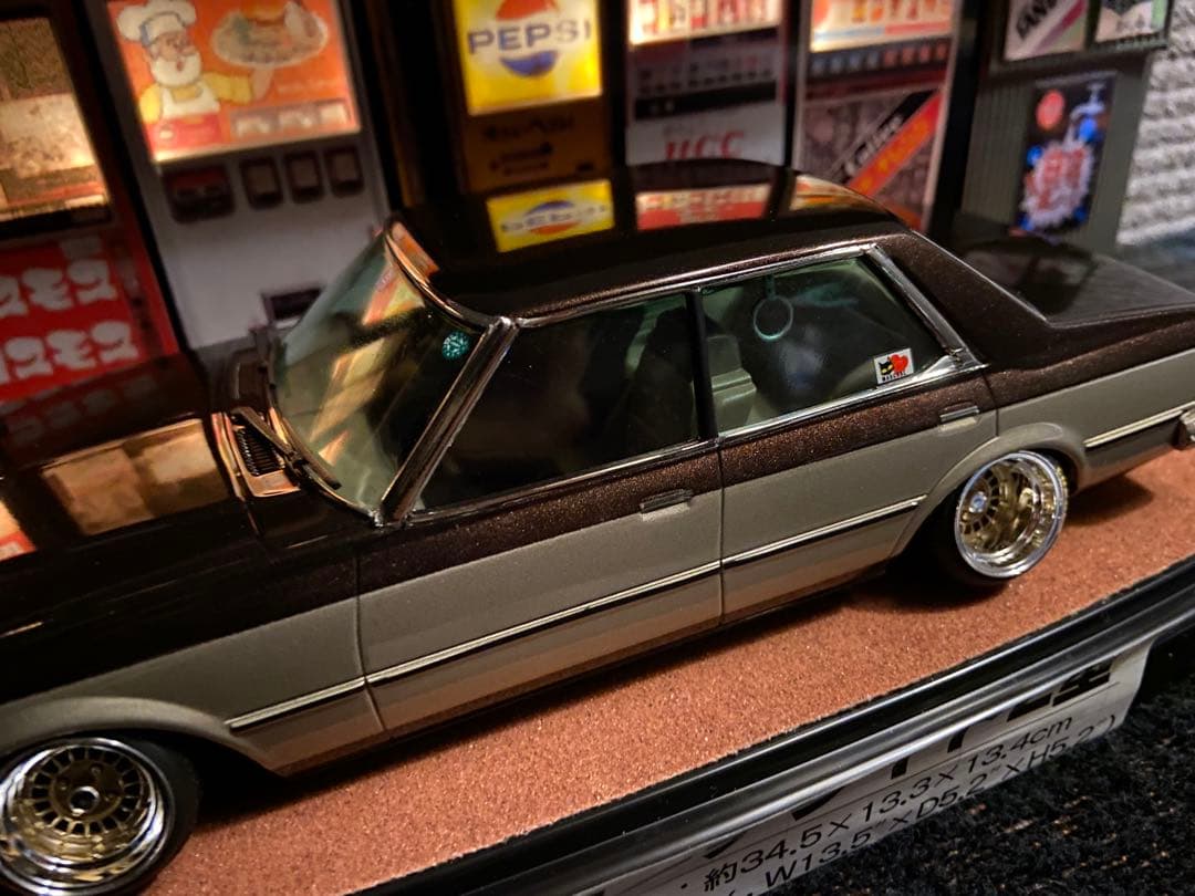 1/24 クレスタ　マイクロエース　カスタム　ジオラマ　　旧車