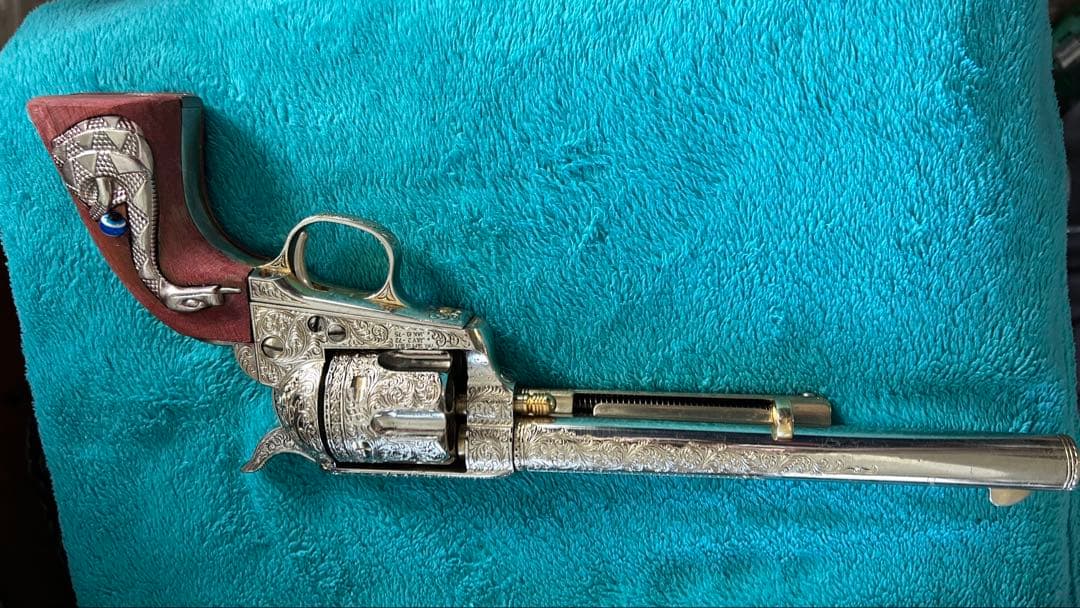 モ*ゾ様 エングレービング装飾リボルバー