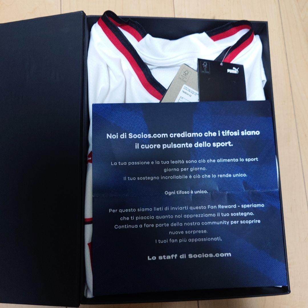 【ブラックフライデー】ACミラン テオ・エルナンデス　直筆サイン入り ユニ　L