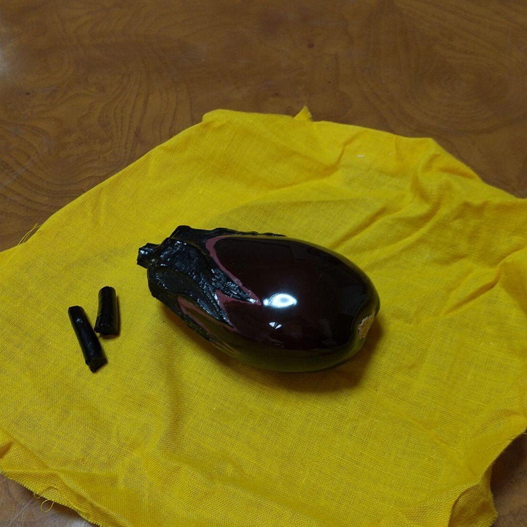 茄子文鎮(畦地他喜男)作