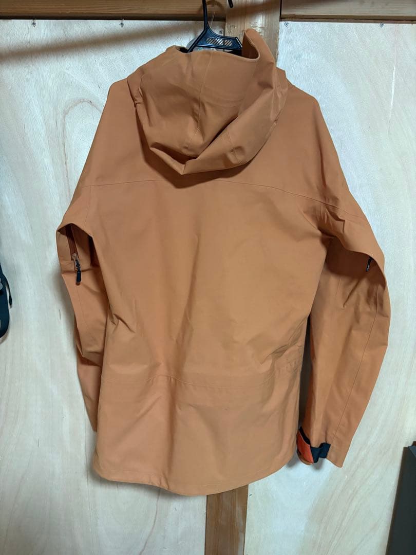 アンファッジスノーボードジャケット Ｍサイズ