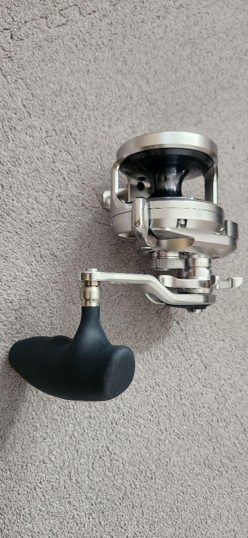 OCEA JIGGER 2000NRHG ベイトリール