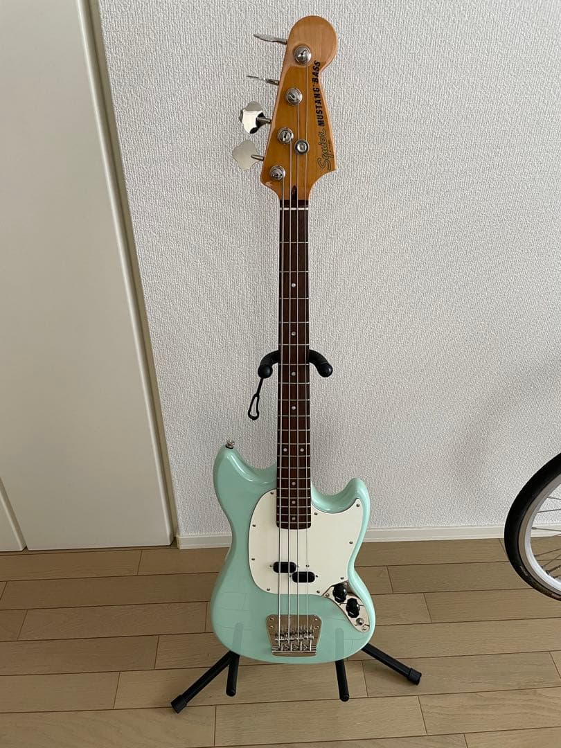 ベース squire classic vibe 60s mustang bass