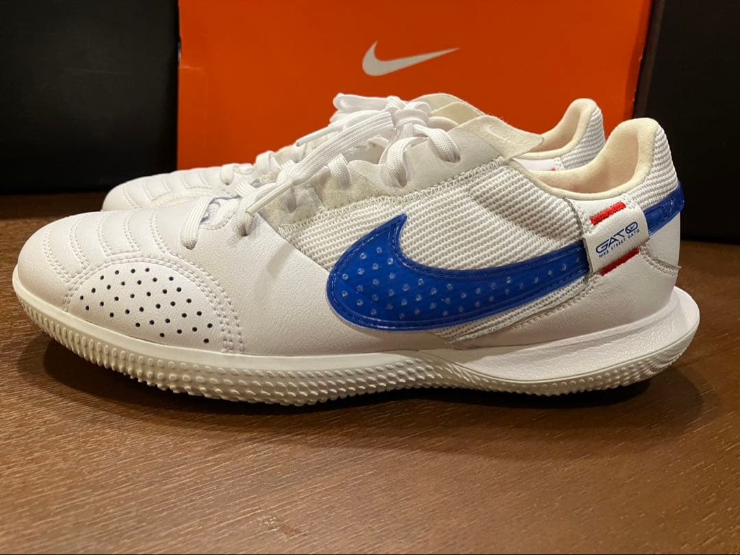 NIKE STREET GATO 25.5 (フットサルシューズフロアコート用)
