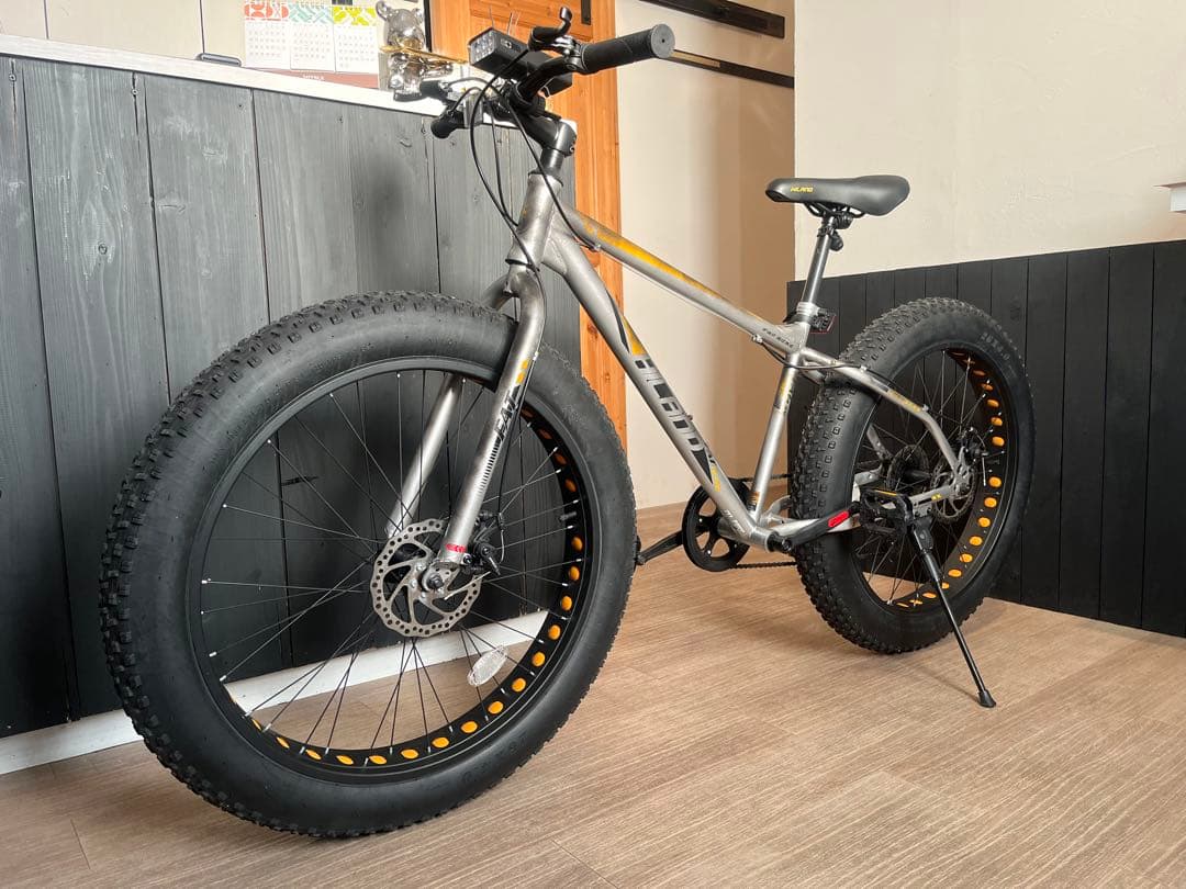 ファットバイク 26インチ 自転車　4.00/26 　ロードバイク　bmx