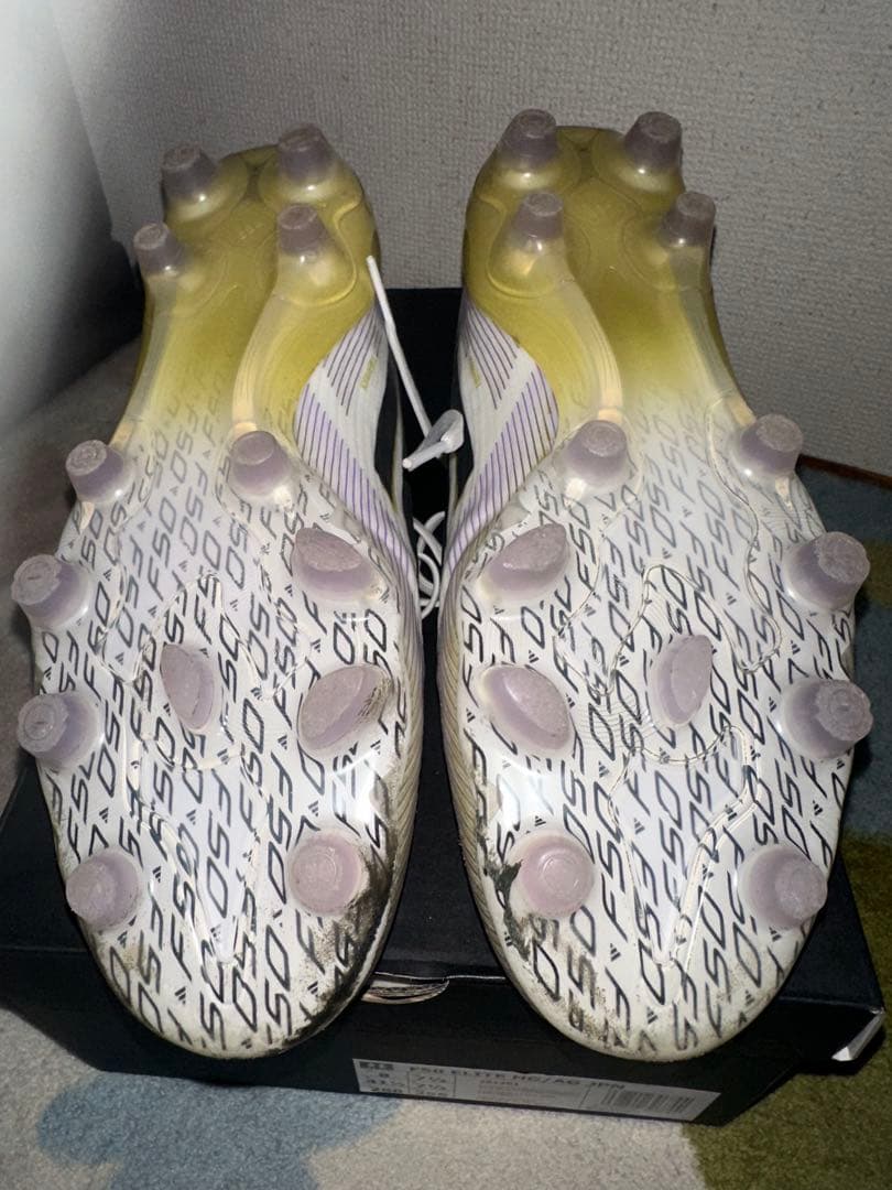 adidas F50 サッカーシューズ ホワイト/ブラック/パープル