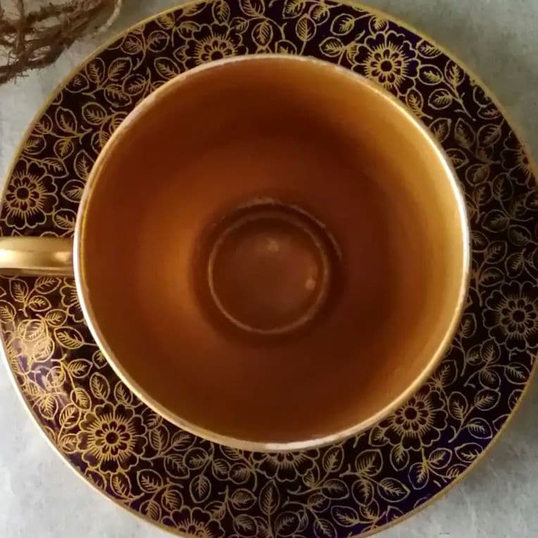 逸品　ロイヤルウースター　金彩デミタス　カップアンドソーサー　英国　アンティーク