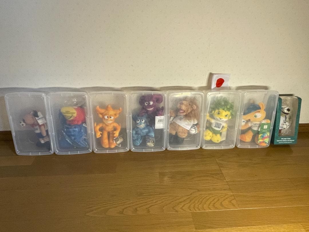 FIFAワールドカップ サッカー マスコット ぬいぐるみ 1