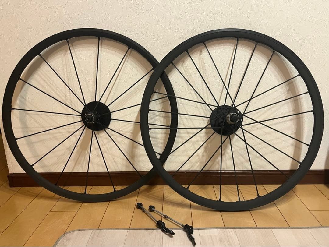 フルクラム　レーシングゼロ ナイト　C17