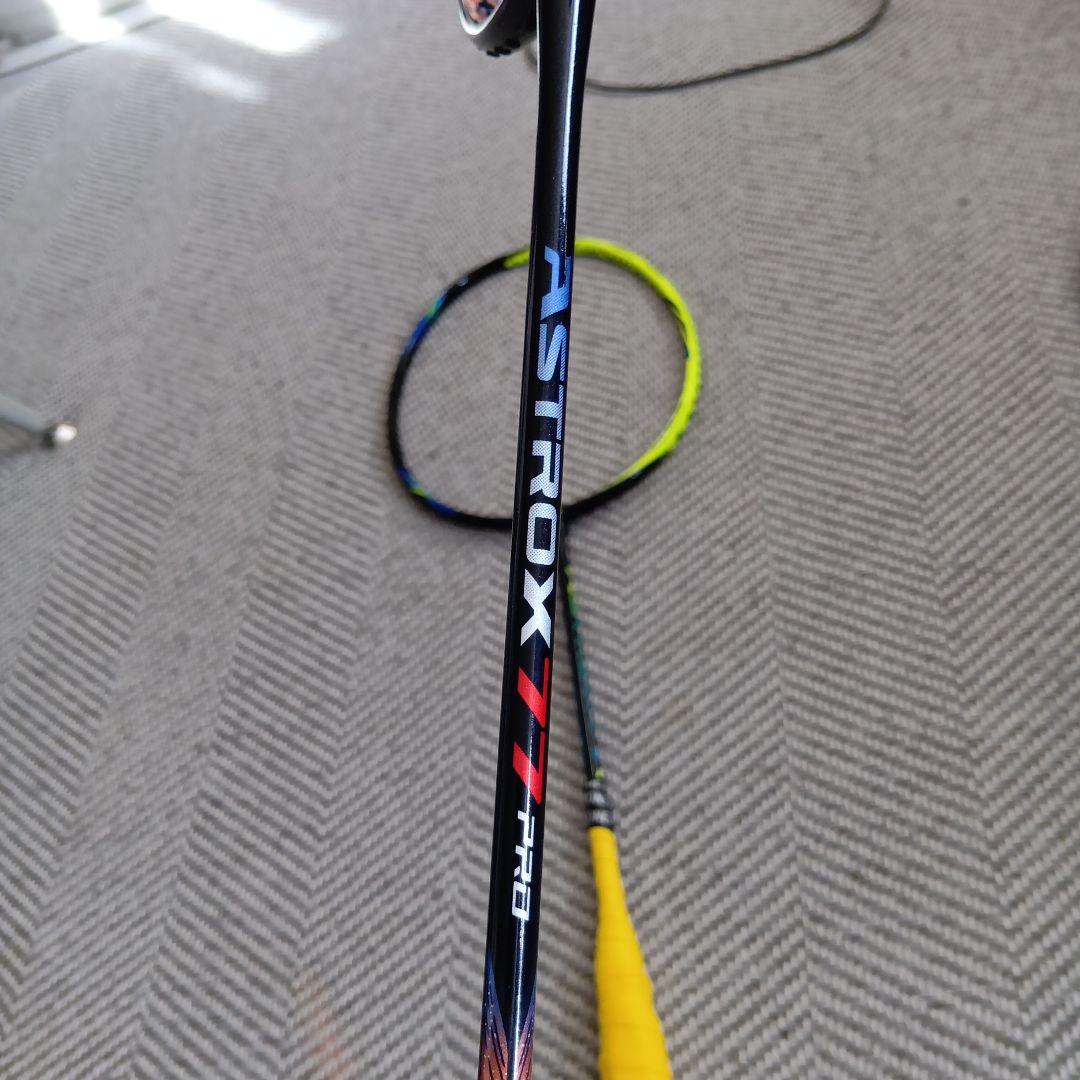 バドミントンラケット 3本セット