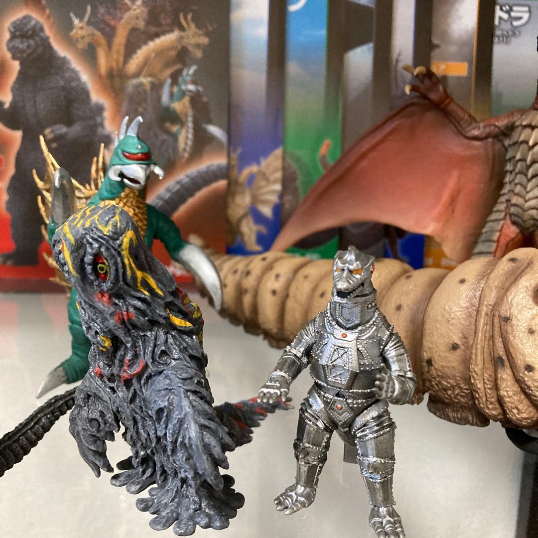 東宝怪獣コレクション　フィギュア