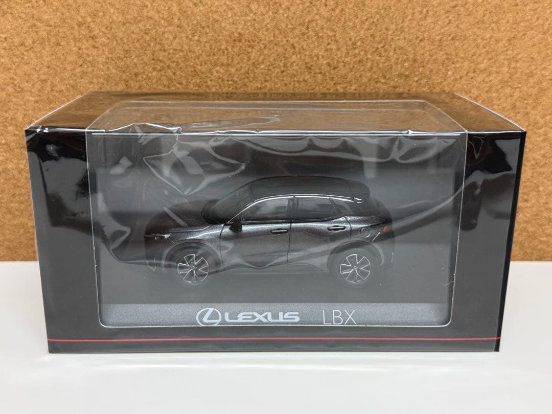 【新品】京商 レクサスLBX ミニカー ソニッククロム 1/43