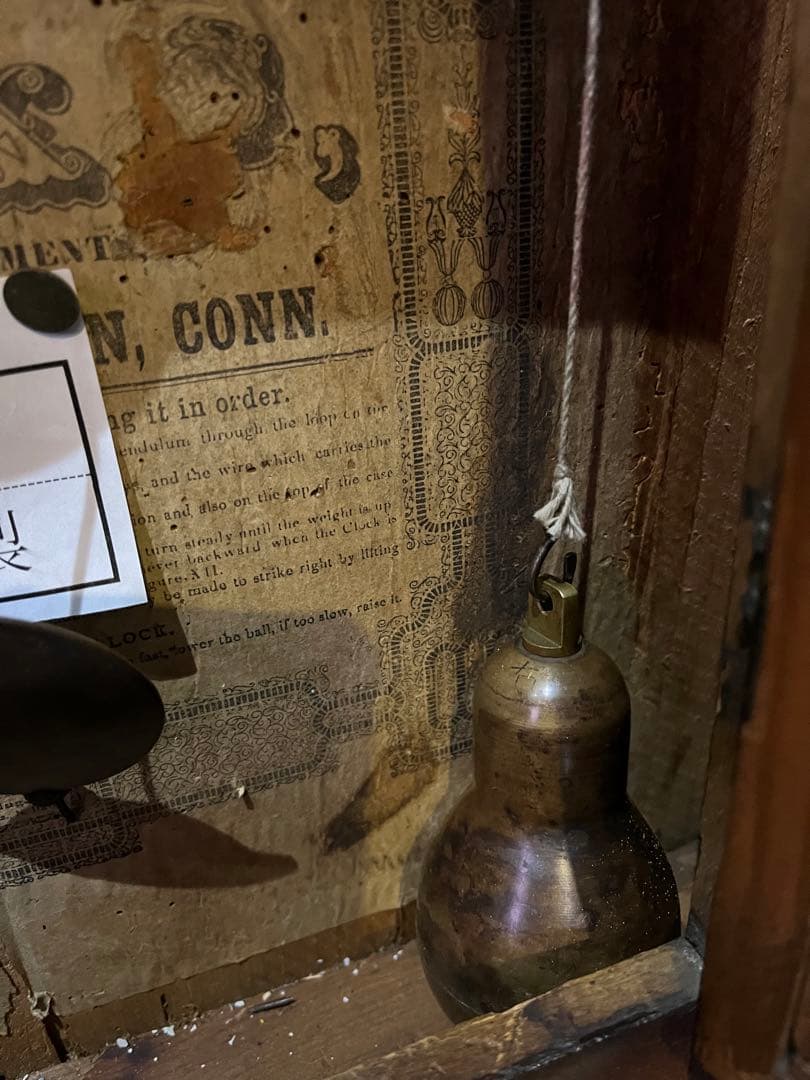 分銅式掛け時計、アンティーク振り子時計、アメリカ最古な時計、分銅式ゼンマイ時計