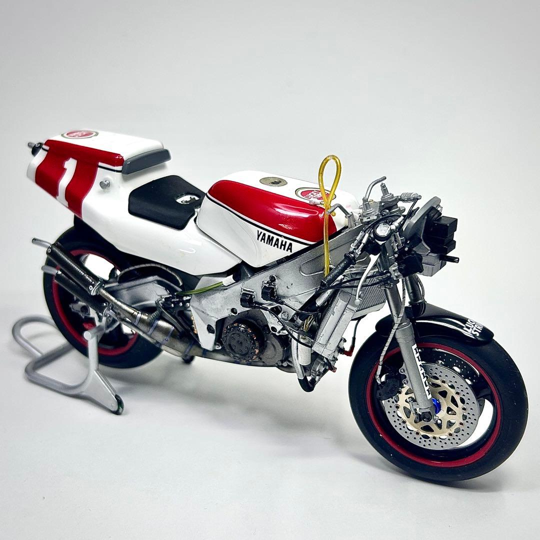 1/12 ハセガワ ヤマハYZR500(0W98) 1988 プラモデル 完成品