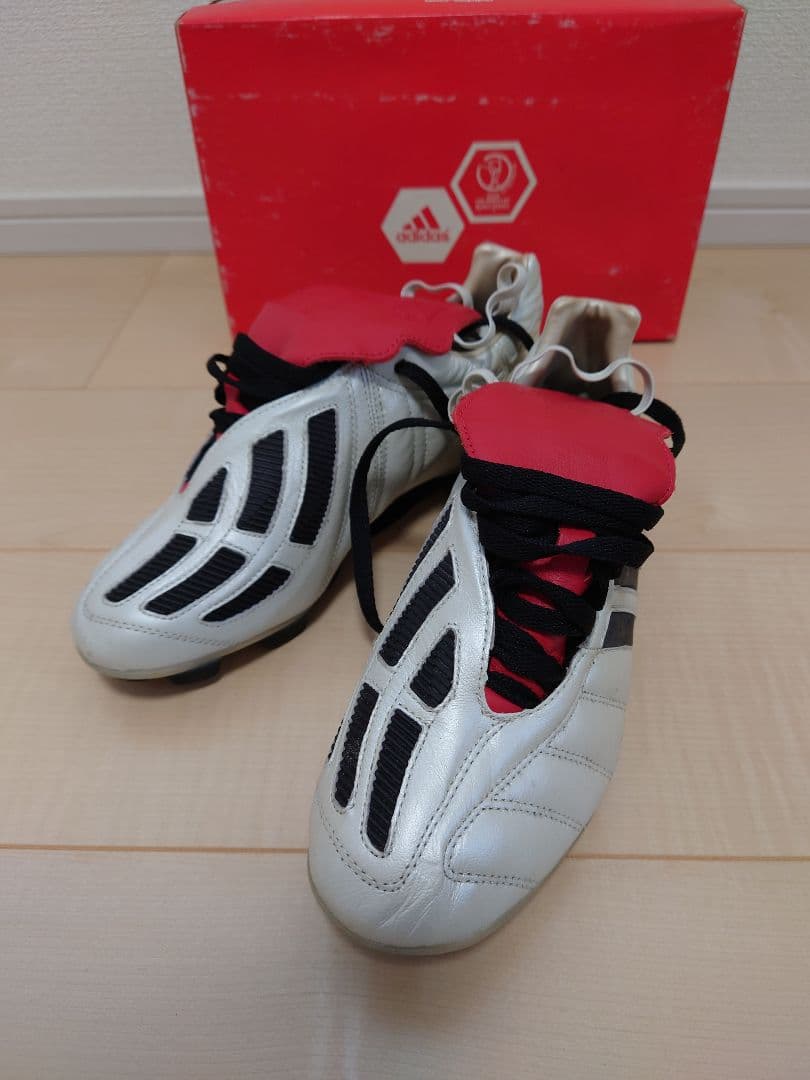 プレデターマニア サッカースパイク