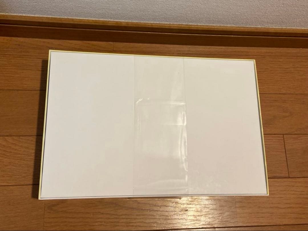 【新品未開封】すみっコぐらし　すみっコパッド　8インチ　イエロー