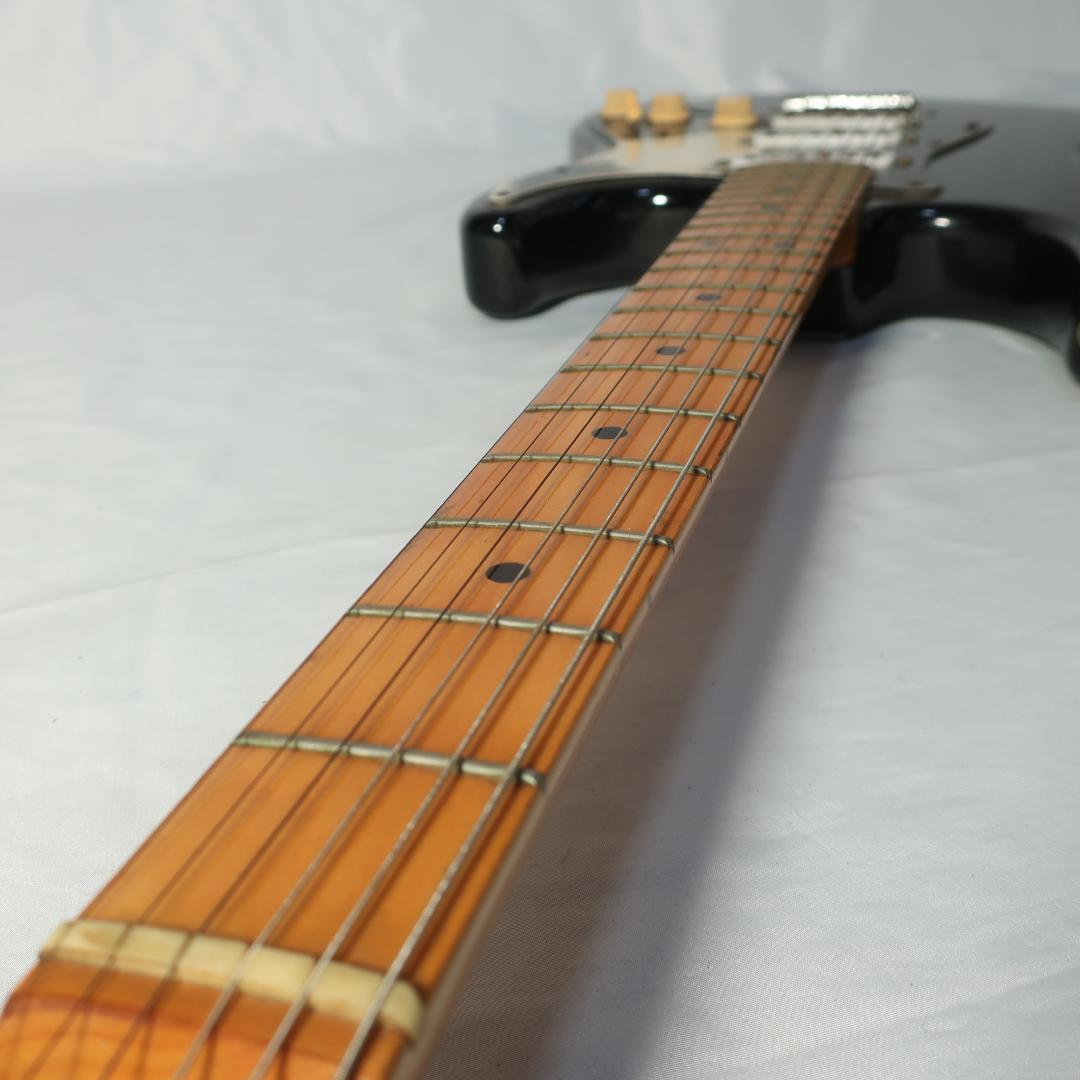 Heerby EXCELLENT-TYPE1000 エレキギター ハードケース付