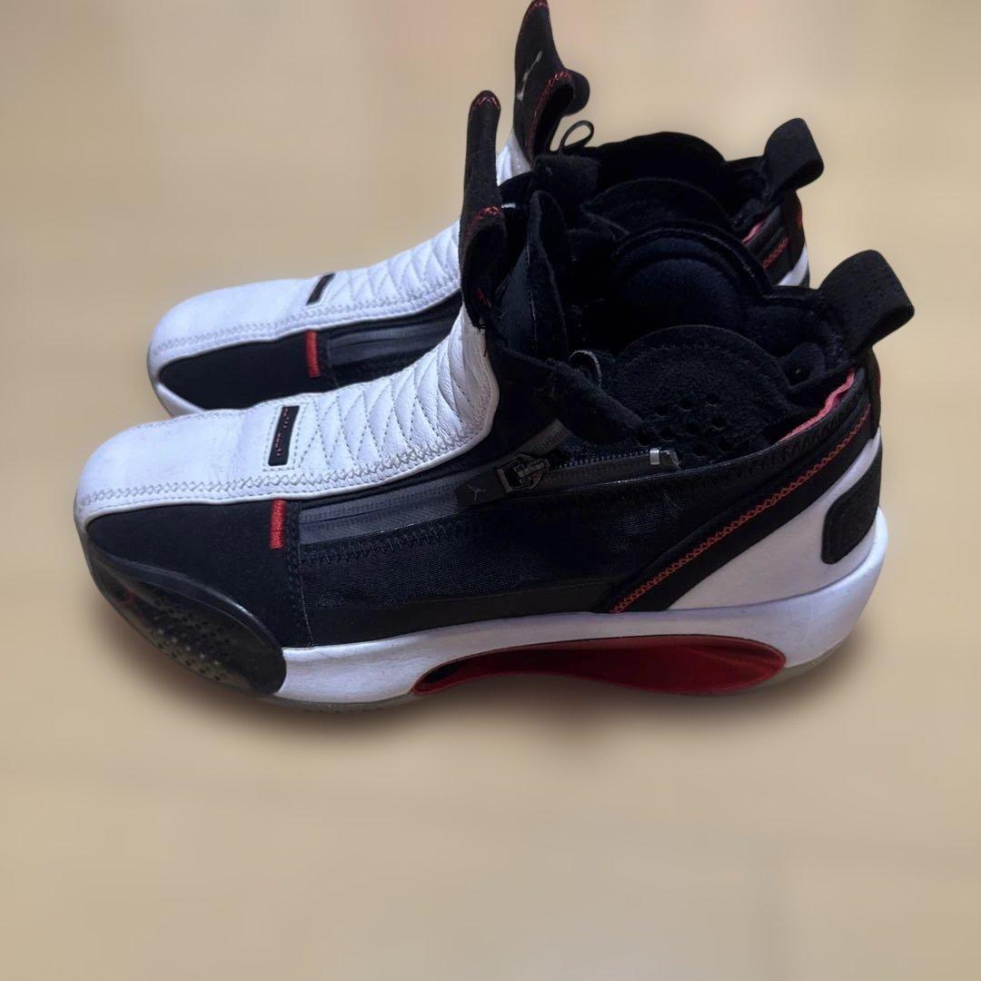 Jordan35バスケットボールシューズ 黒/白/赤