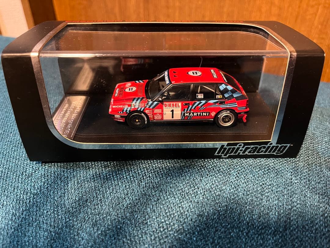 自動車 1/43 Lancia Delta Integrale 16V 1989