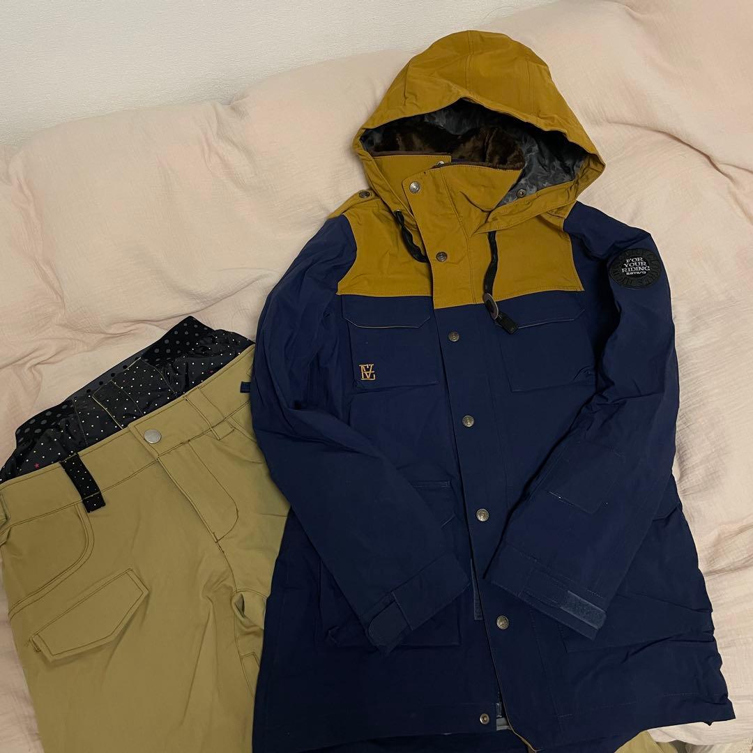 【美品】スノーボードウエア(女性)上下セット　※単品購入も相談可
