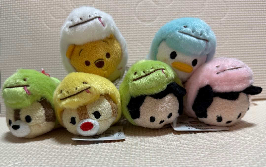 ツムツム　干支　巳年　ミッキーマウス　ミニー　ドナルド　プーさん　チップとデール