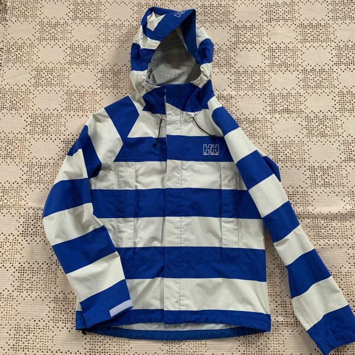 ヘリーハンセン ナイロンパーカー