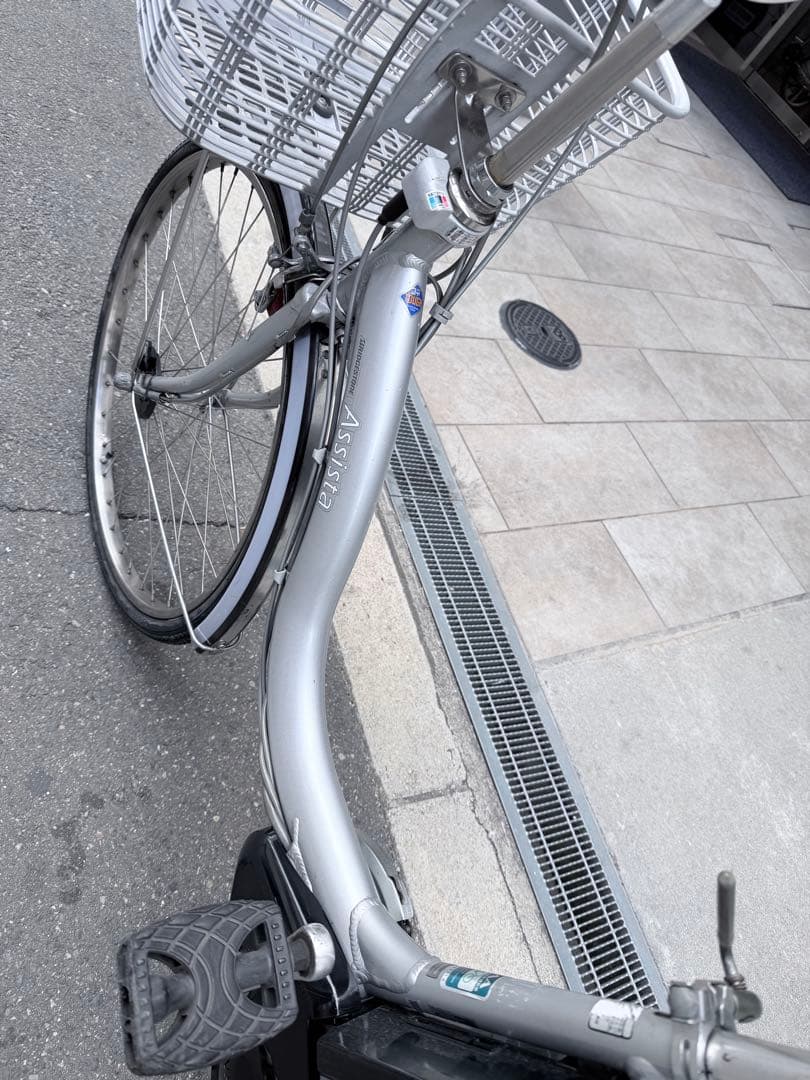 大阪府　ブリヂストン　シルバー 電動アシスト自転車 アシスト自転車
