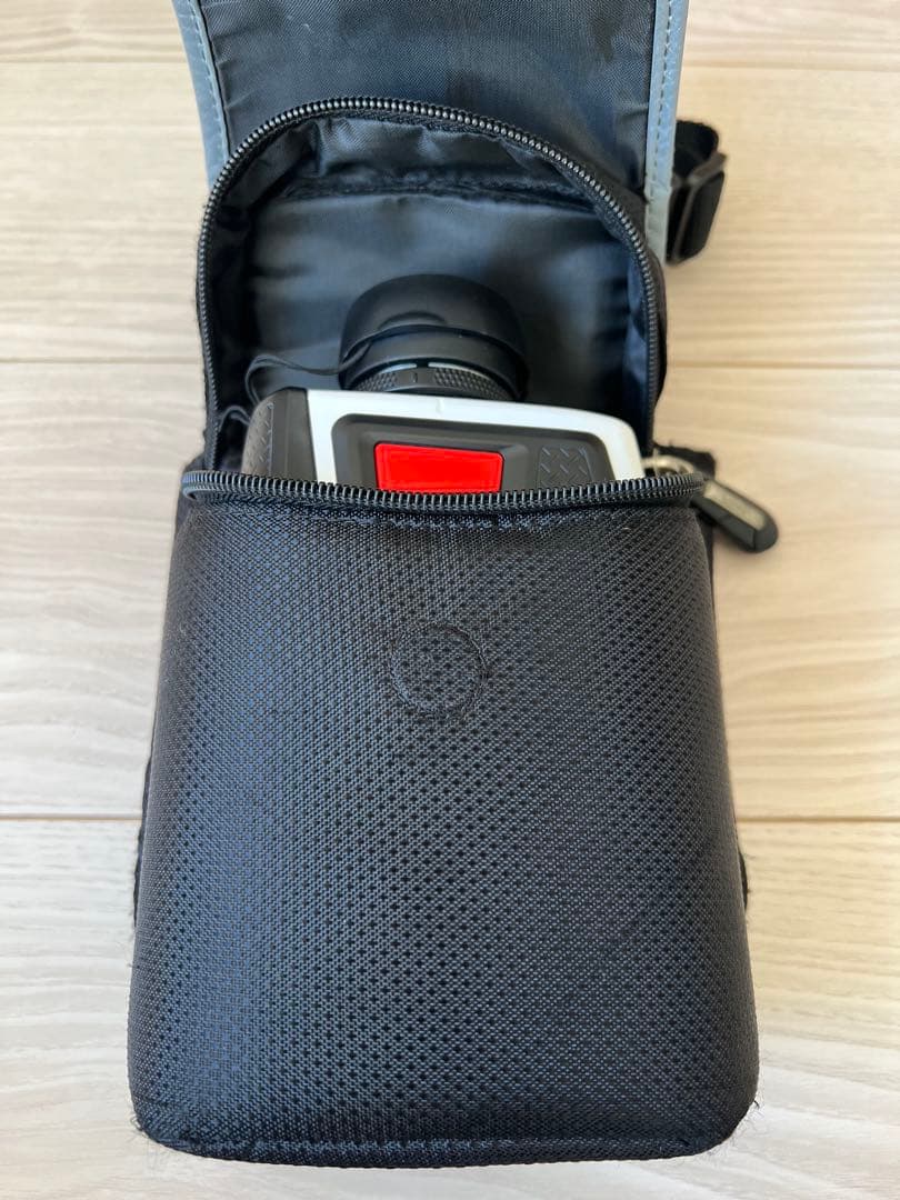 Bushnell PRO 1M ゴルフ用距離計