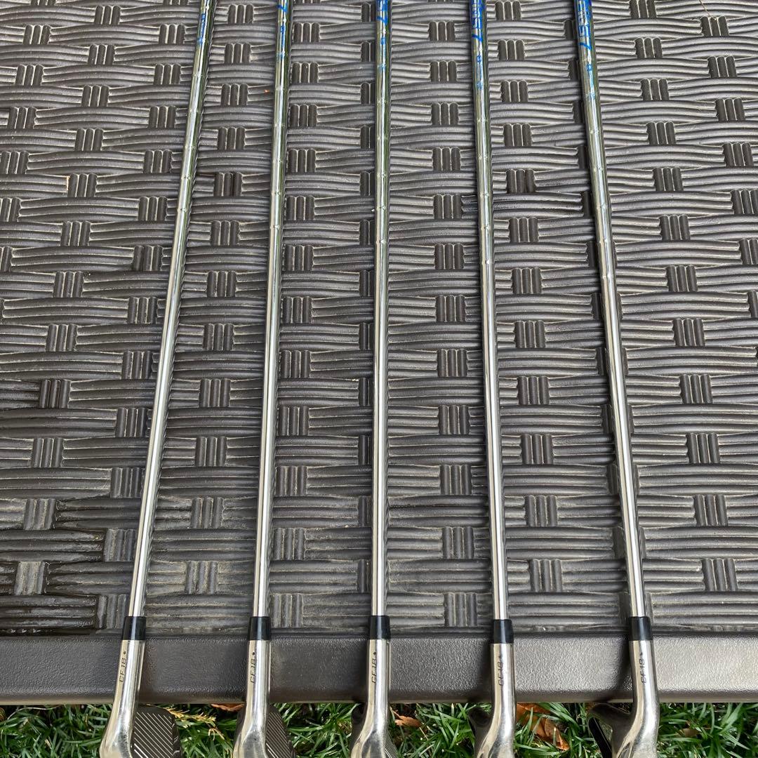 レフティ キャロウェイ ローグスター アイアンセット 5本