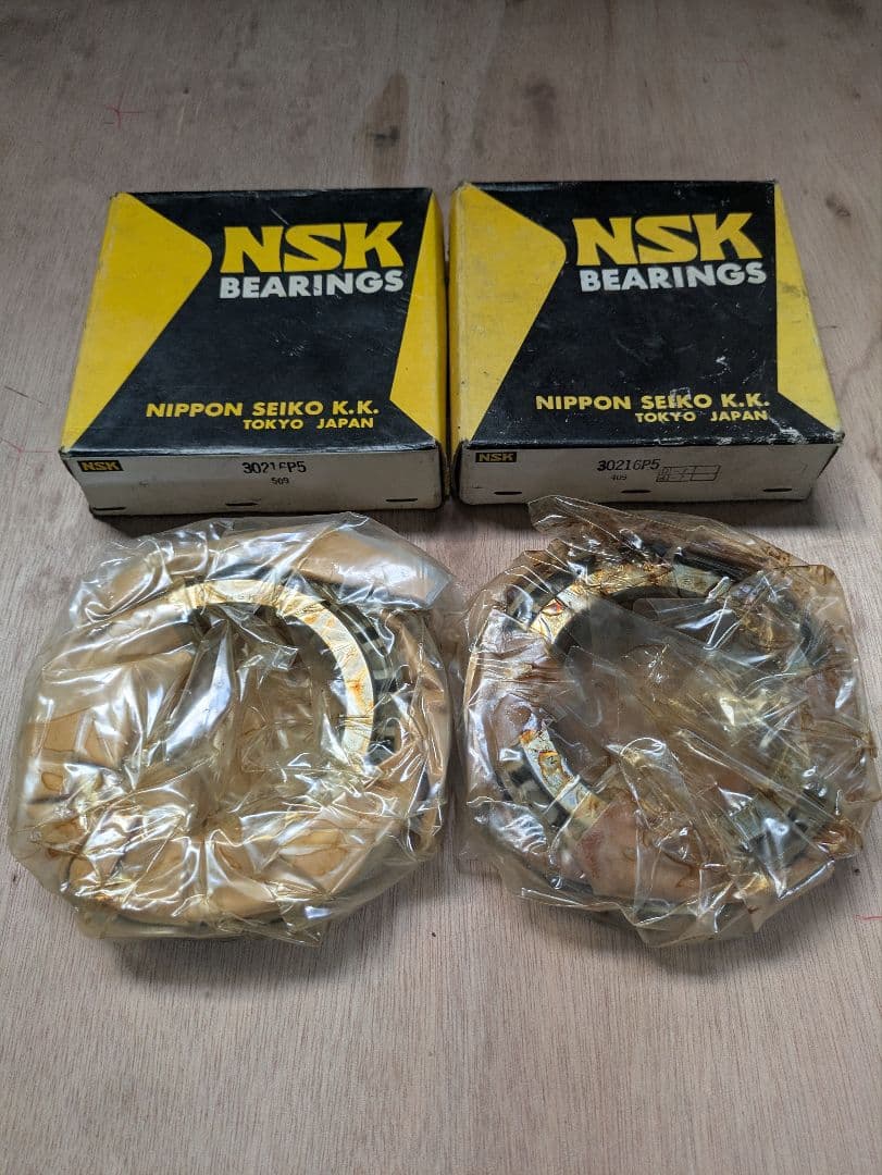 日本精工 単列円すいころ軸受 30216P5 2個